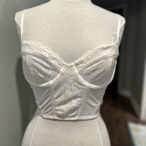 I’m selling it cause it’s too small for me